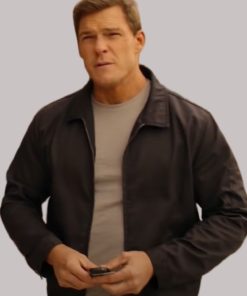 Alan Ritchson Reacher 2022 Jack Reacher Jacket 247x296