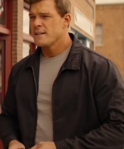 Alan Ritchson Reacher Jack Reacher Black Jacket