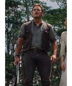 Jurassic World Vest Chris Pratt 450x568 1 247x296